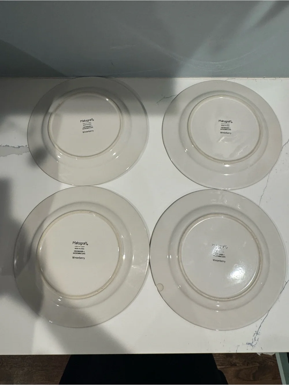Pfaltzgraff Winterberry Holly 10.5 Dinner Plates Set of 4 Stoneware